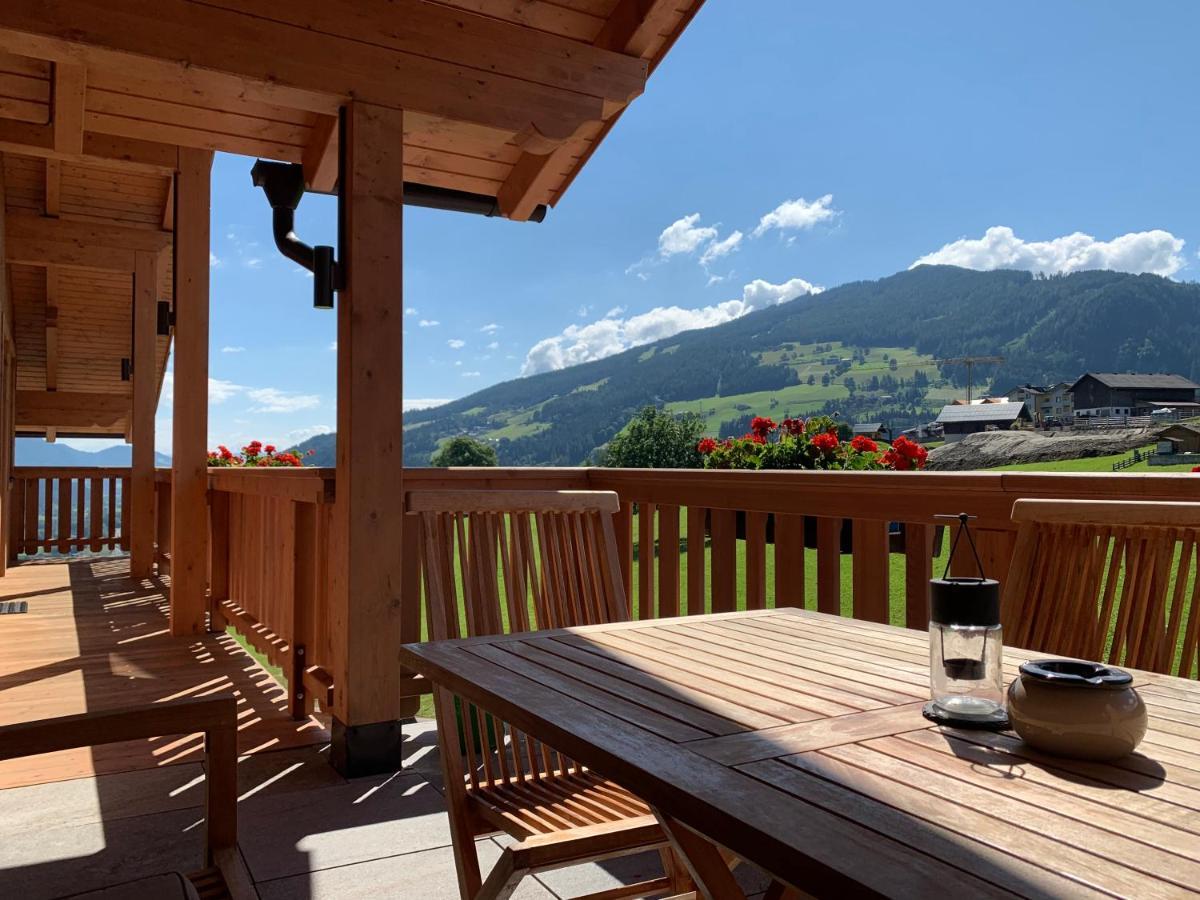 La Montana - Ski & Hiking Lodge Schladming Buitenkant foto