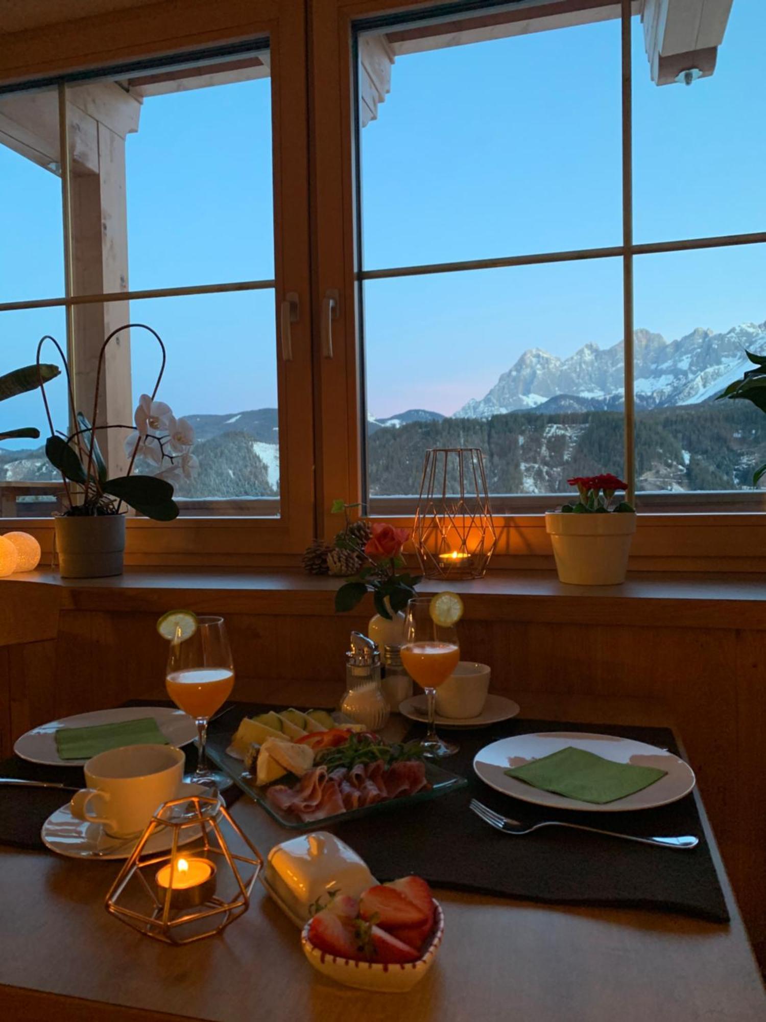 La Montana - Ski & Hiking Lodge Schladming Buitenkant foto