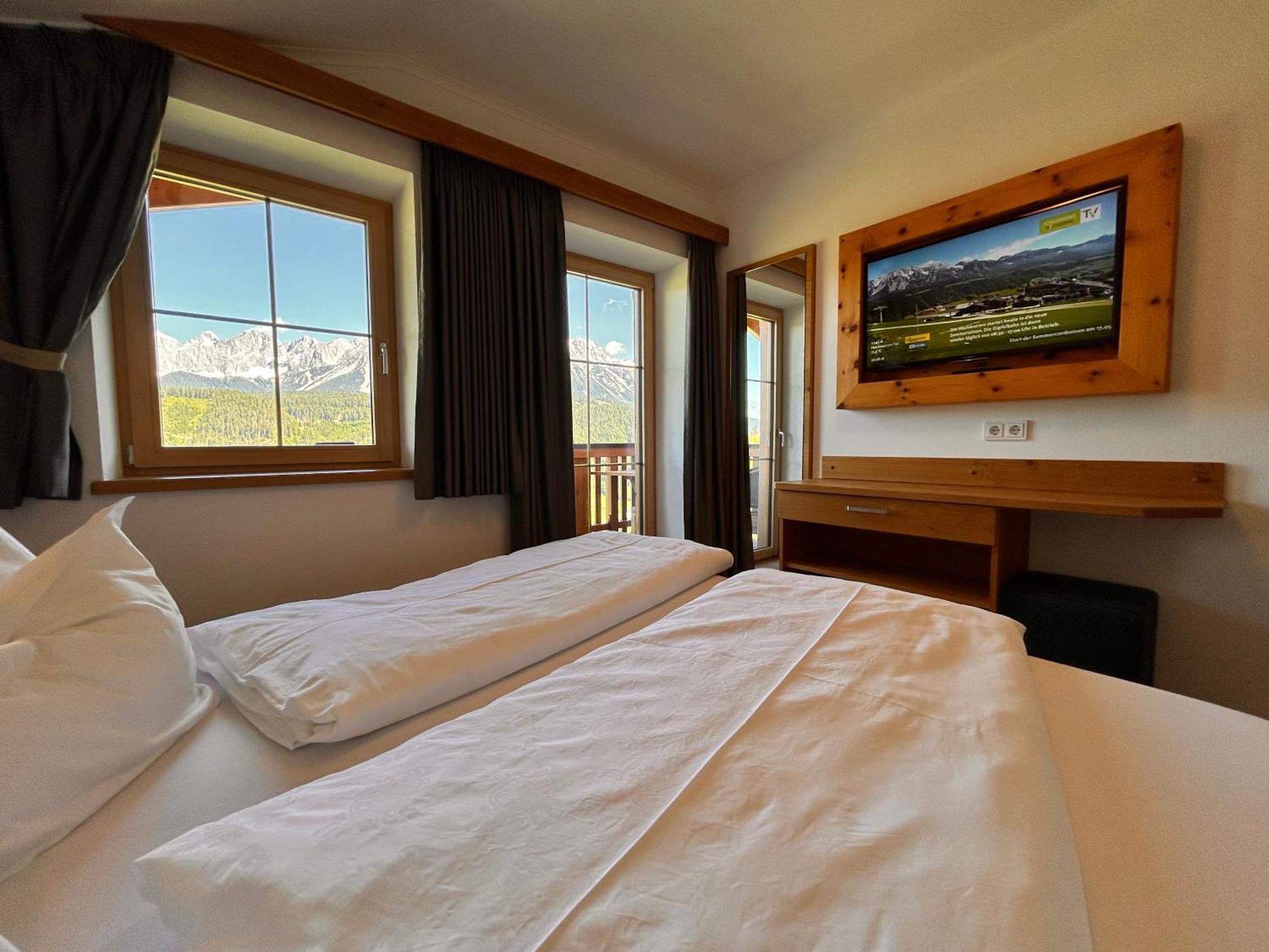 La Montana - Ski & Hiking Lodge Schladming Buitenkant foto