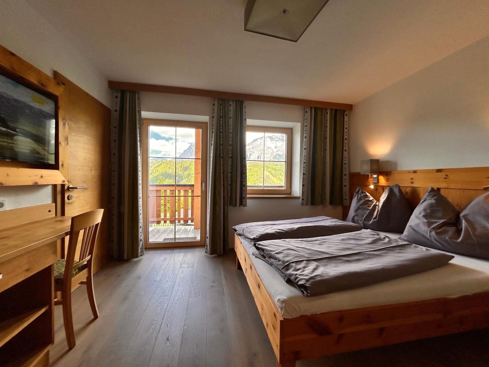 La Montana - Ski & Hiking Lodge Schladming Buitenkant foto