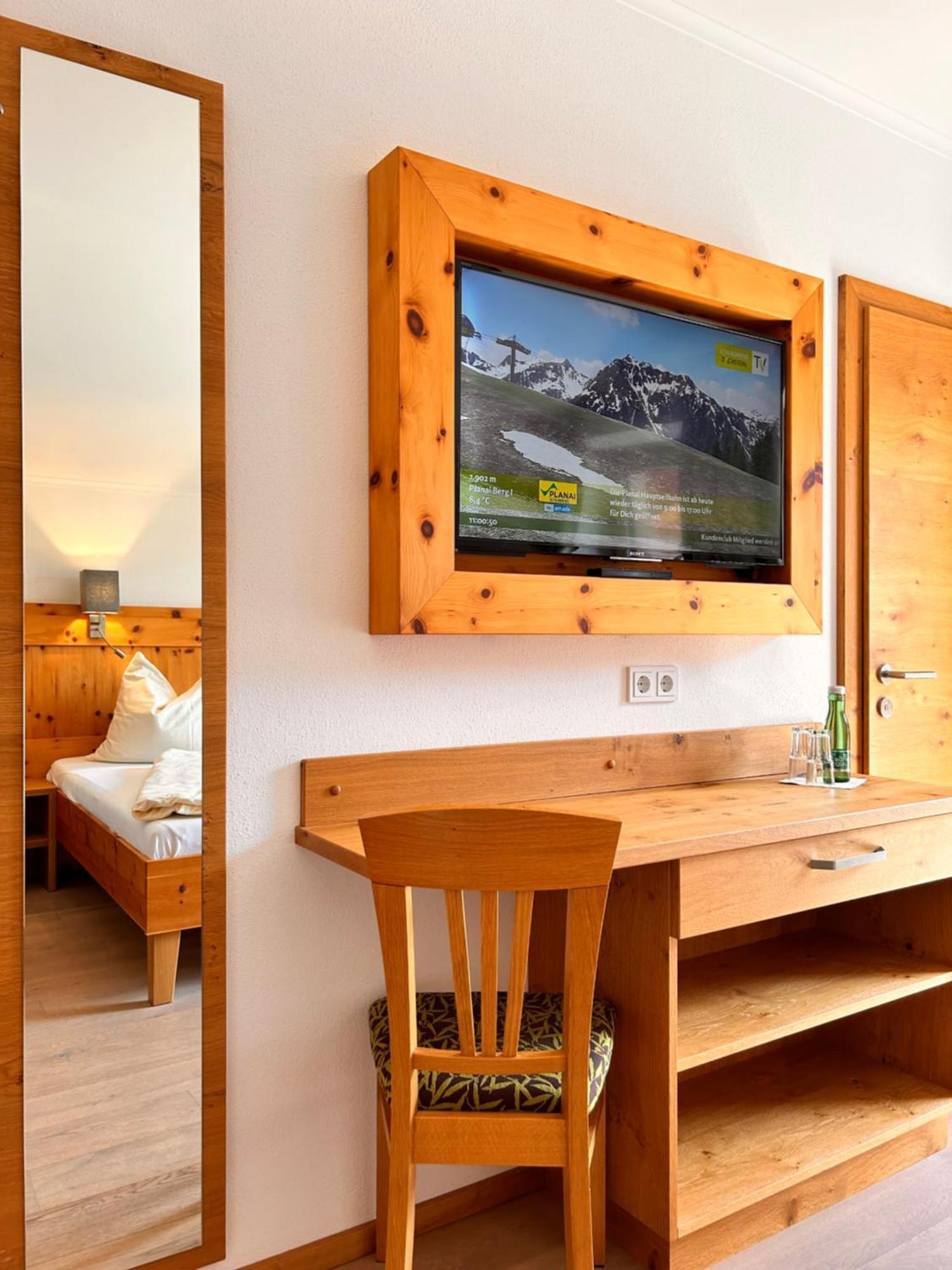 La Montana - Ski & Hiking Lodge Schladming Buitenkant foto